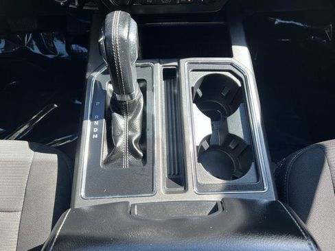 Used 2017 Ford F150 XLT w/ Equipment Group 302A Luxury RWD image 14