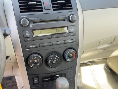 Used 2010 Toyota Corolla S FWD image 18