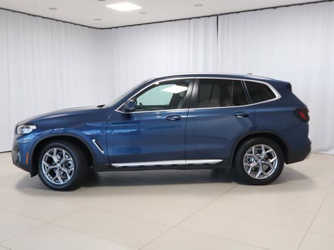 Used 2023 BMW X3 sDrive30i w/ Premium Package image 2