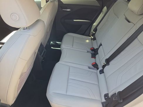 New 2026 Audi Q3 quattro 2.0T image 8