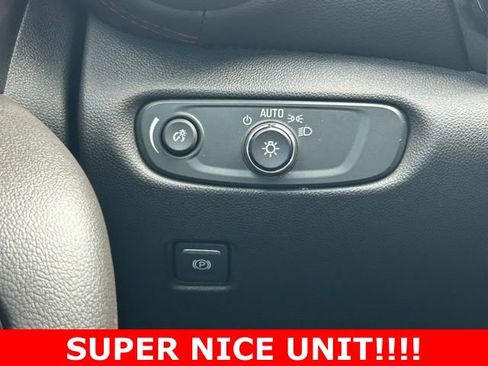 Used 2022 Chevrolet Blazer RS w/ Enhanced Convenience Package FWD image 20