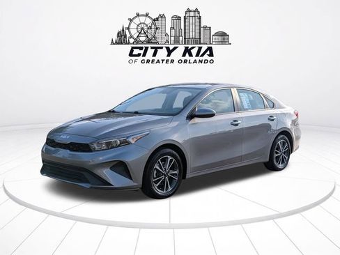 Certified 2024 Kia Forte LXS FWD image 2