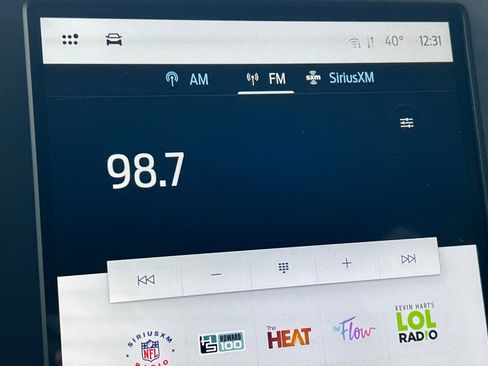 Used 2023 Ford Edge Titanium w/ Equipment Group 301A image 16