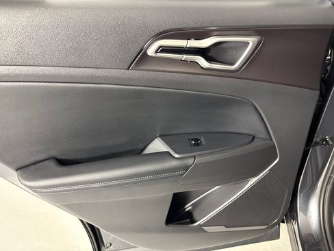 New 2026 Kia Sportage EX FWD image 36