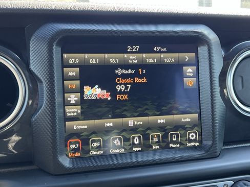 Used 2021 Jeep Wrangler Unlimited Rubicon w/ Dual Top Group image 23