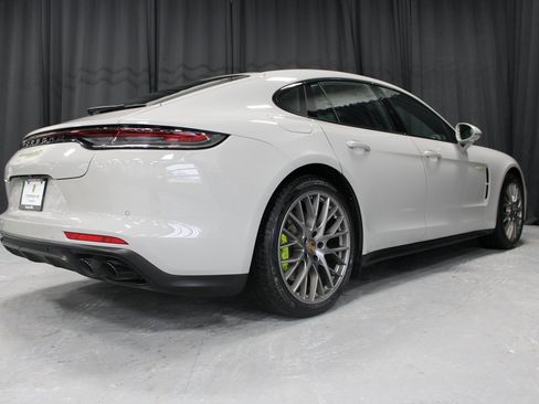 Used 2023 Porsche Panamera 4S image 3