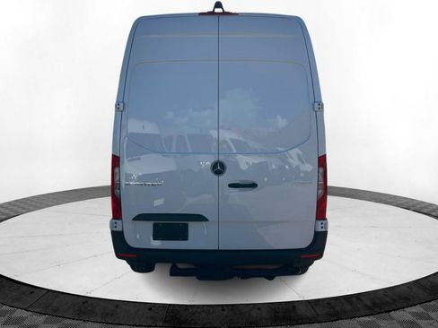 New 2026 Mercedes-Benz Sprinter 2500 image 4
