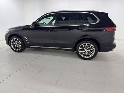 Certified 2023 BMW X5 xDrive40i w/ Premium Package image 2