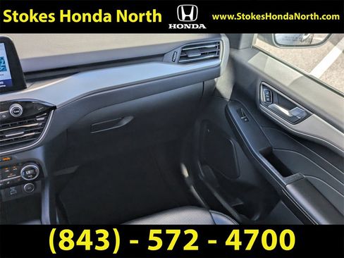 Used 2021 Ford Escape SEL image 17