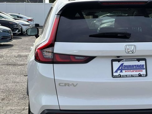 Used 2025 Honda CR-V EX-L image 12