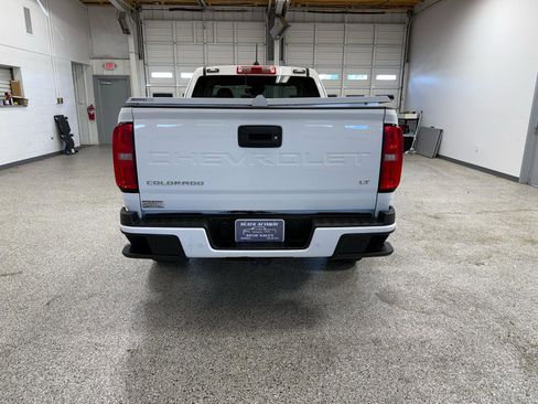 Used 2022 Chevrolet Colorado LT w/ Fleet Safety Package RWD image 7