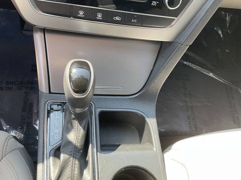 Used 2015 Hyundai Sonata SE w/ Option Group 09 FWD image 19