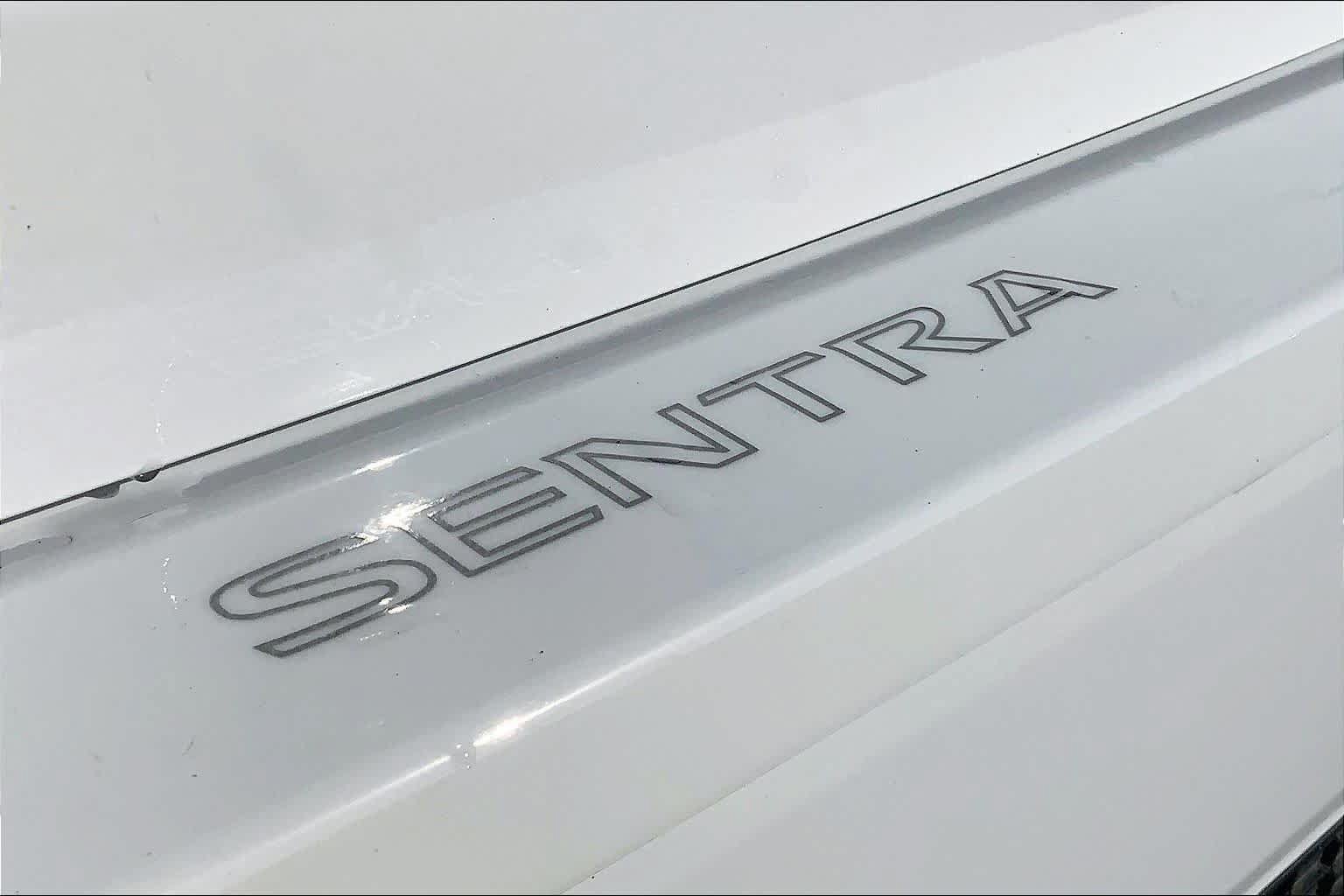 Used 2025 Nissan Sentra S FWD image 31