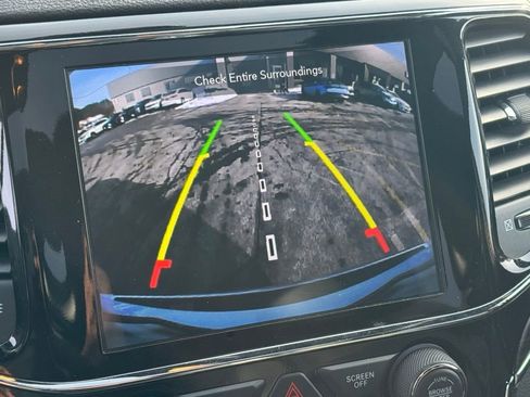 Used 2020 Jeep Grand Cherokee Limited image 31