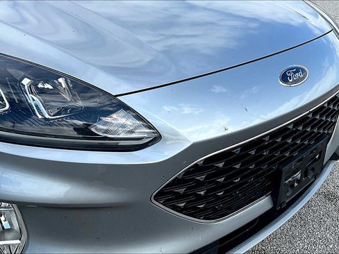 Used 2022 Ford Escape SEL w/ Technology Package image 31