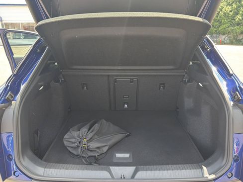 Used 2022 Volkswagen ID.4 Pro S AWD/4WD image 10