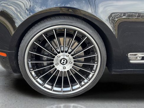 Used 2013 Bentley Mulsanne RWD image 18