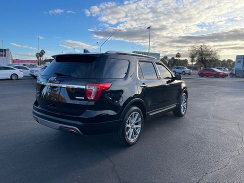 Used 2017 Ford Explorer Limited w/ Class II Trailer Tow Package FWD image 5