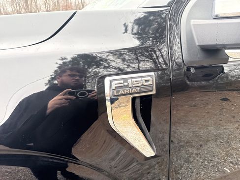 Used 2021 Ford F150 Lariat image 7