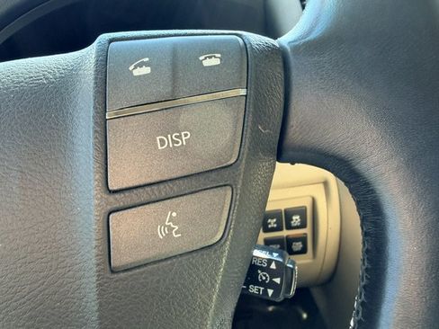 Used 2009 Lexus LX 570 4WD w/ Preferred Accessory Pkg image 28