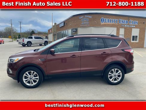 Used 2018 Ford Escape SEL image 1