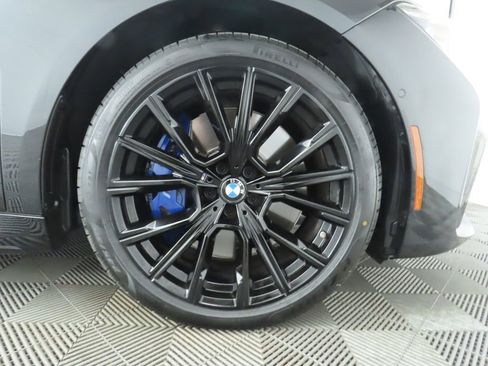 Used 2022 BMW 750i xDrive 750i xDrive w/ Executive Package image 34