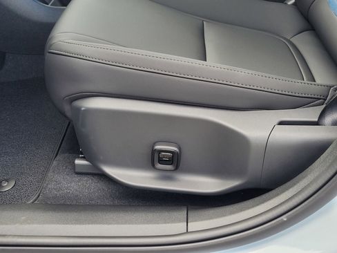 New 2026 Volvo EX30 Plus w/ Protection Package image 10