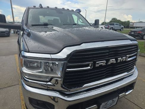 Used 2020 RAM 2500 Big Horn w/ Level 1 Equipment Group AWD/4WD image 3