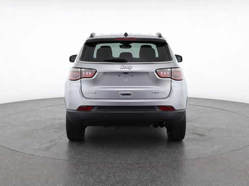 Used 2025 Jeep Compass Limited AWD/4WD image 7