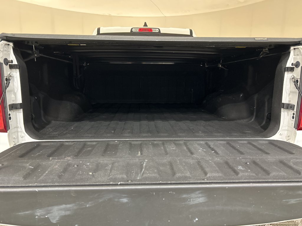 Used 2021 RAM 1500 Laramie AWD/4WD image 5