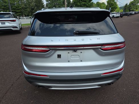 Used 2020 Lincoln Corsair AWD w/ Equipment Group 101A image 4