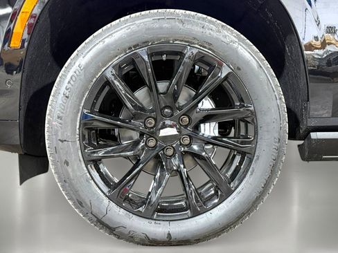 Certified 2026 Cadillac Escalade Luxury image 8