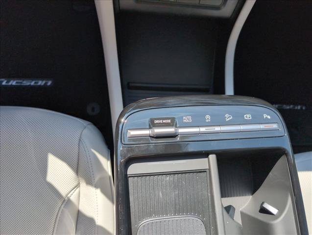 New 2026 Hyundai Tucson Limited FWD image 18