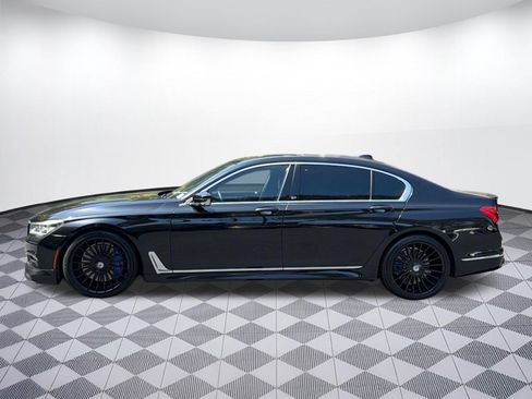 Used 2017 BMW ALPINA B7 xDrive AWD/4WD image 2