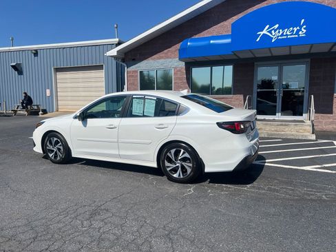 Used 2022 Subaru Legacy Premium AWD/4WD image 4