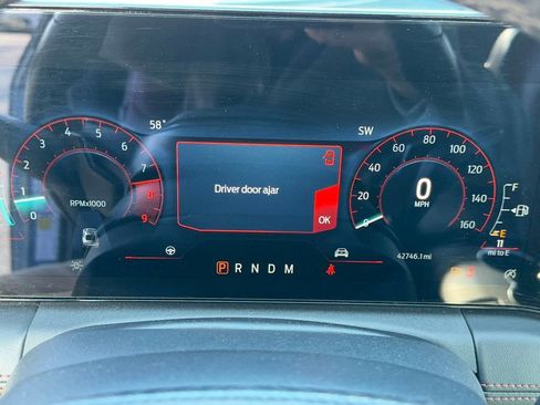 Used 2024 Ford Mustang GT Premium image 9