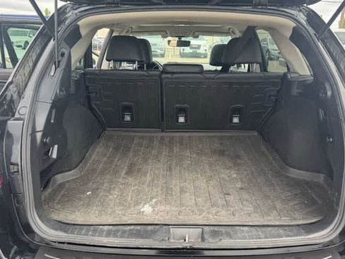 Used 2019 Subaru Outback 2.5i Limited w/ Popular Package #2 AWD/4WD image 13