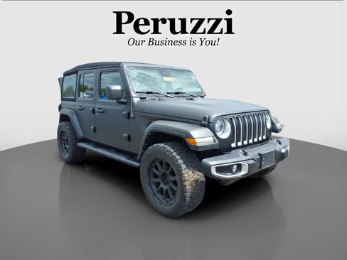 Used 2022 Jeep Wrangler Unlimited Sahara w/ LED Lighting Group AWD/4WD image 1
