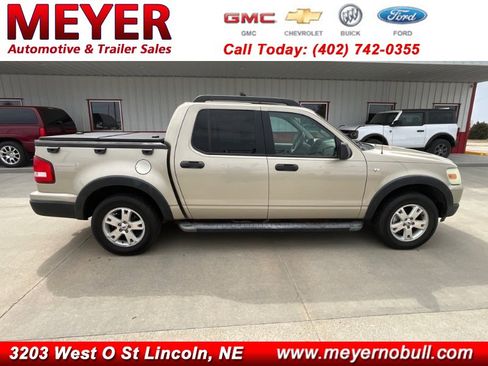 Used 2007 Ford Explorer Sport Trac XLT image 1