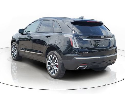 Certified 2024 Cadillac XT5 Sportv w/ Technology Package AWD/4WD image 4