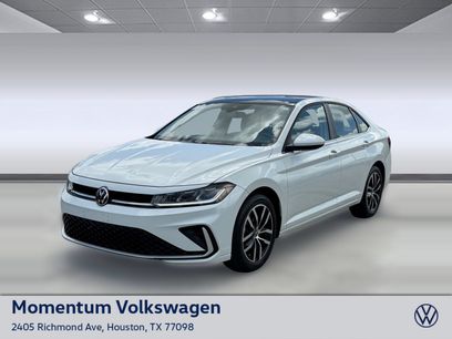 Certified 2025 Volkswagen Jetta SE