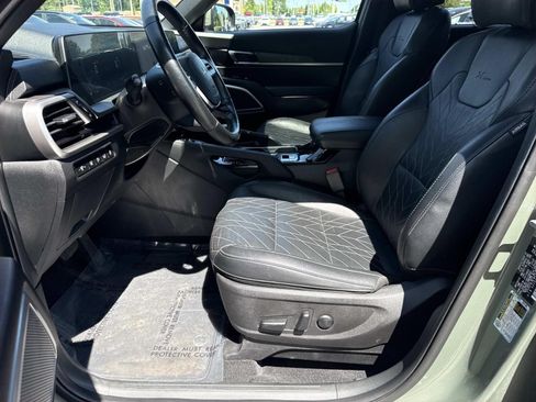 Used 2023 Kia Telluride EX X-Line AWD/4WD image 29