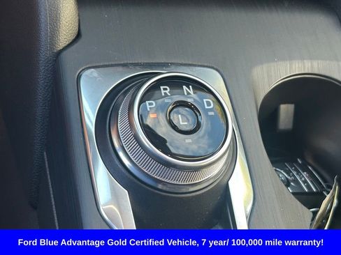 Certified 2024 Ford Escape SE w/ PHEV Premium Package image 17