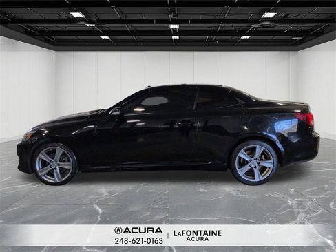 Used 2012 Lexus IS 250C w/ Luxury Pkg image 2