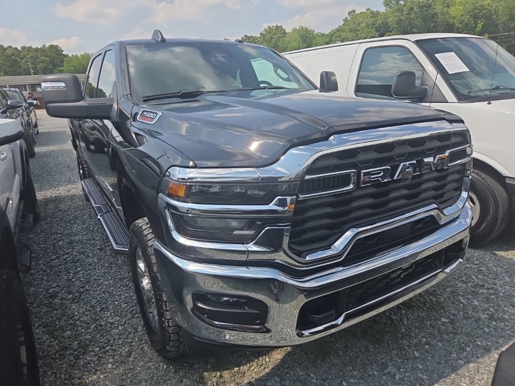 Used 2025 RAM 2500 Big Horn AWD/4WD image 2
