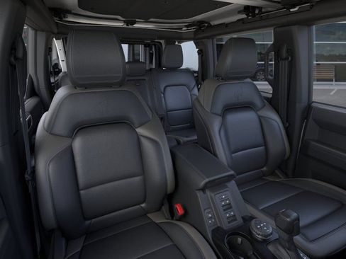 New 2026 Ford Bronco Outer Banks AWD/4WD image 11
