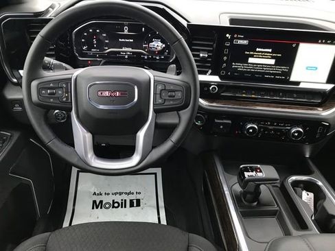 Certified 2025 GMC Sierra 1500 Elevation image 7