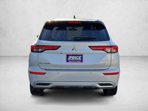 Used 2024 Mitsubishi Outlander SEL FWD image 7