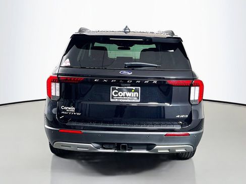 New 2026 Ford Explorer Active w/ Active Comfort Package image 13