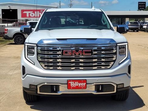 New 2026 GMC Sierra 1500 Denali w/ Denali Reserve Package AWD/4WD image 3